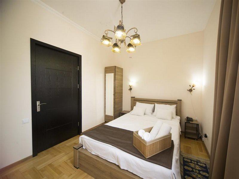 Log Inn Boutique Hotel Tbilisi Zewnętrze zdjęcie