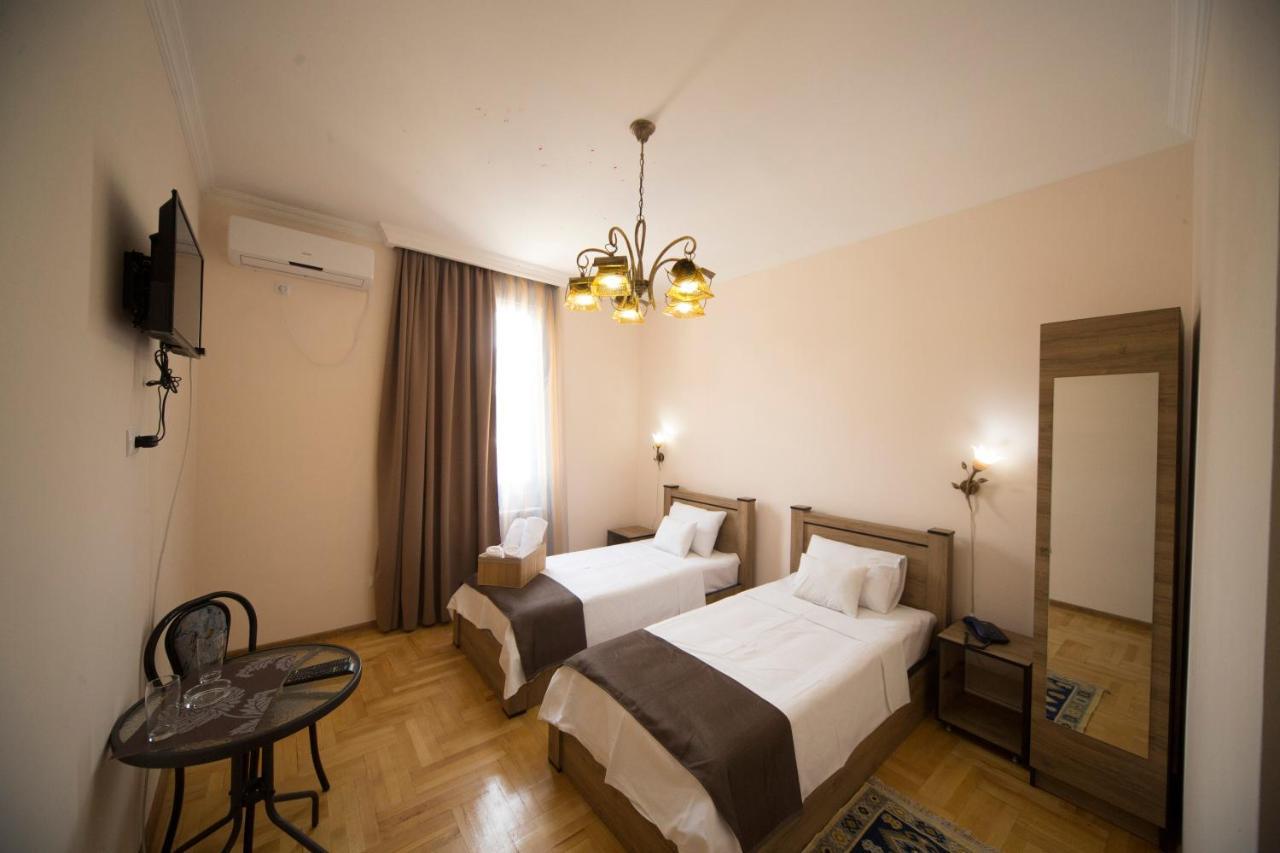 Log Inn Boutique Hotel Tbilisi Zewnętrze zdjęcie